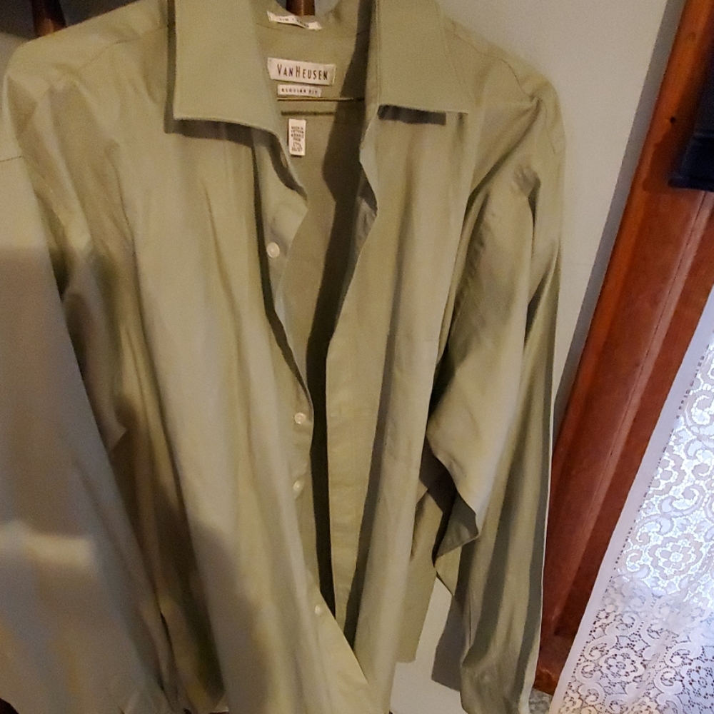 Mens button down dress shirt